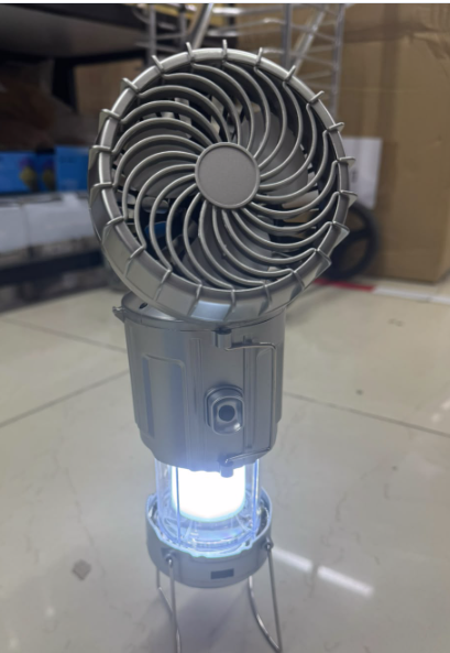 Foto real de un comprador de LumiFan Pro