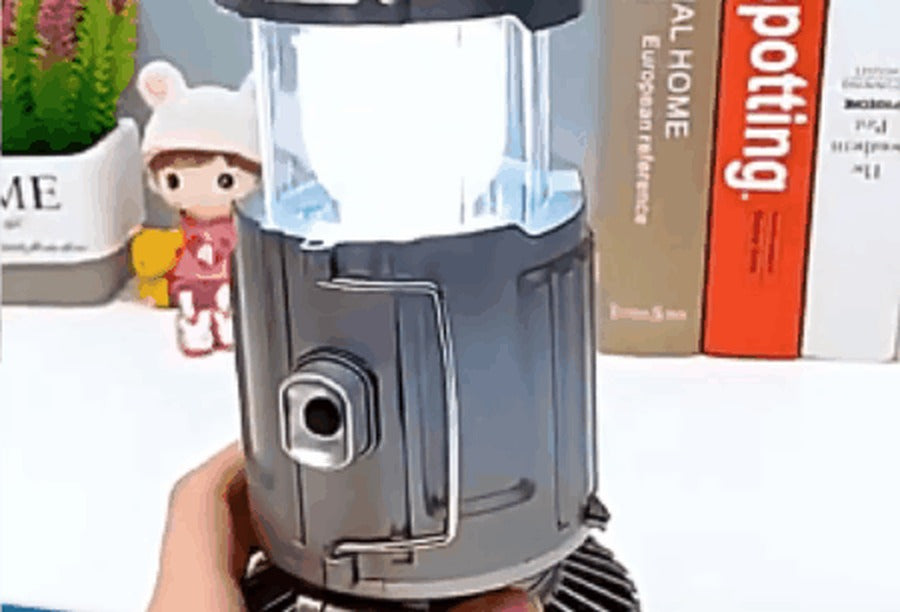 LumiFan Pro estirada y encendida